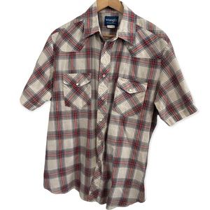 Vintage Wrangler Western Pearl snap button down shirt. Lightweight short sleeve